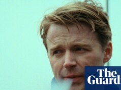 “Sono perduti e inautentici come noi”: il premio Oscar che ha realizzato una satira su Farage – e l’ha pubblicata su WeTransfer
