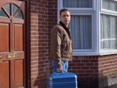 Todd Grimshaw sta lasciando Coronation Avenue mentre affronta un inseguimento al gatto e al topo con Theo Silverton?