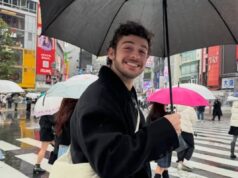 I fan rigorosamente si affrettano a rispondere come George Clark ha visto con il vincitore di Ballando con le stelle