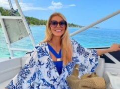 Tess Daly è raggiante in costume da bagno mentre condivide gli scatti della lussuosa vacanza con Vernon Kay