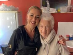 Claire Sweeney di Coronation Avenue rende omaggio emotivo dopo la morte della star di Benidorm dicendo: “L’ho amata così tanto”