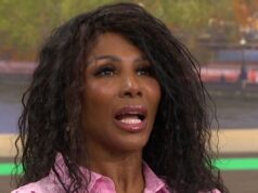 Sinitta di I am A Movie star insiste nel dire “niente bullismo” mentre sostiene che Adam Thomas “pungolò” David Haye