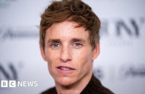 Eddie Redmayne multato per eccesso di velocità nella zona delle 20 miglia all’ora