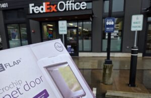Amazon incontra FedEx Workplace: un reso senza intoppi e una domanda molto stupida sui francobolli