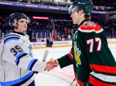 LHJMQ: tre formazioni passent le balai et atteignent le deuxième tour