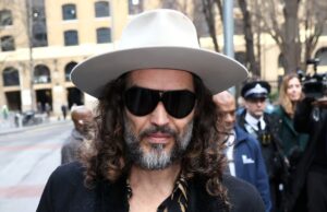 Russell Model annuncia di volersi candidare a sindaco di Londra e ammette di aver fatto sesso “a scopo di sfruttamento” con un sedicenne quando ne aveva 30