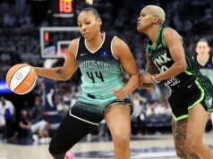 Liberty rifirma F Betnijah Laney-Hamilton