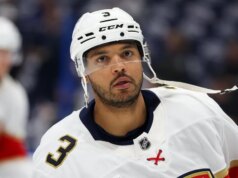 Panthers D Seth Jones (piede rotto) fuori per la stagione