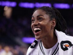 Le Valchirie firmano nuovamente G Tiffany Hayes con un contratto di un anno
