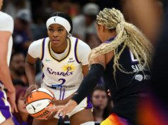 Report: Sky e Sparks discutono dello scambio tra Ariel Atkins e Rickea Jackson