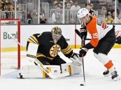 I Bruins tentano di rafforzare la presa sul posto nei playoff a spese dei Flyers
