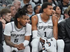 Victor Wembanyama degli Spurs, Stephon Fort eliminato contro i Blazers