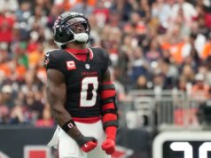 Report: Texani, LB Azeez Al-Shaair raggiungono una proroga di 3 anni
