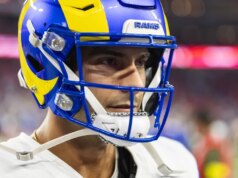 Rapporto: il veterano QB Jimmy Garoppolo considera il ritiro