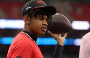 Ryans: I texani hanno una “visione a lungo raggio” con la riabilitazione di WR Tank Dell