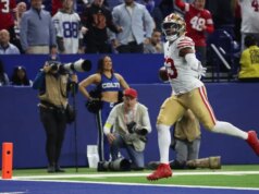 I cowboy acquisiscono i 49ers titolari di LB Dee Winters per la scelta del 5° spherical