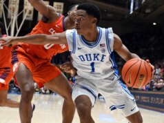 Il playmaker Caleb Foster torna alla Duke per la stagione senior