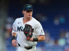 Rapporto: Marlins OF Griffin Conine si sottoporrà a un intervento chirurgico al tendine del ginocchio