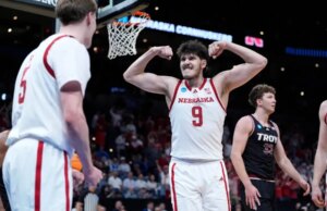 PF Berke Buyuktuncel si trasferisce a Vanderbilt; Il Nebraska ne aggiunge due dal portale