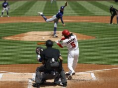 I Dodgers segnano cinque HR e vincono la gara di apertura casalinga delle Nazionali