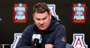 Tommy Lloyd dell’Arizona accetta un contratto di 5 anni