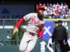 I Phillies fanno piovere 7 punti nel primo inning della gara d’apertura casalinga dei Rockies, vincono 10-1