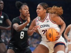 La Carolina del Sud conclude la stagione perfetta dell’UConn e avanza alla partita per il titolo