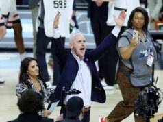 Gli husky abbaiano, mordono come “perdenti”, seppelliscono di nuovo l’Illinois