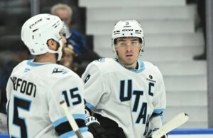 I Mammoth diretti ai playoff cercano il tocco vincente contro i Jets