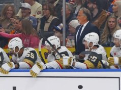 In ascesa dopo il cambio di allenatore, i Golden Knights colpiscono Canucks