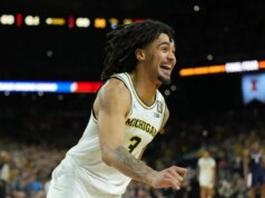 Last 4 MOP Elliot Cadeau intende rimanere nel Michigan