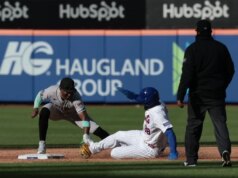 I Mets si riprendono in ritardo, stroncano i D-backs in 10 per la quarta vittoria consecutiva