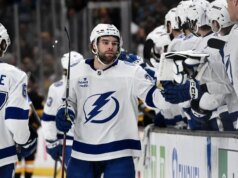 I Lightning cercano un ottimo piazzamento in casa, partendo contro gli eliminati Purple Wings