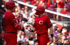 I Reds arrivano primi per 4 punti e si aggiungono alla serie pari con gli Angels