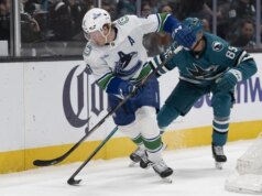 I piani di playoff degli Sharks subiscono un duro colpo nella sconfitta ai rigori contro i Canucks