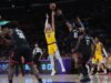 Luke Kennard segna 27 punti, i Lakers vincono Gara 1 contro i Rockets