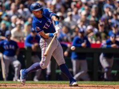 I pirati accolgono i Rangers a casa dopo il viaggio di 10 partite del Texas