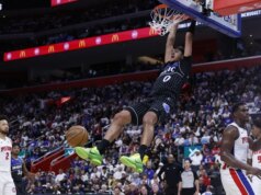 I Pistons, la testa di serie, sono rimasti scioccati in Gara 1 poiché Magic non è mai rimasto indietro
