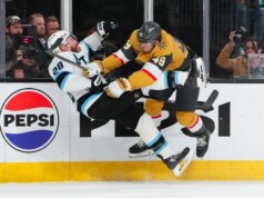 I Knights si radunano in Gara 1, rovinando il debutto nei playoff di Mammoth