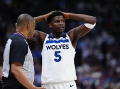Timberwolves G Anthony Edwards (ginocchio) di settimana in settimana