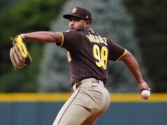 Randy Vasquez, Padres sconfigge i Rockies in casa per 1-0