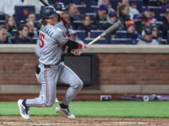 Luke Keaschall alimenta il rally finale mentre i Twins scaricano i Mets