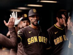 I Padres segnano 5 punti al nono posto superando le Montagne Rocciose