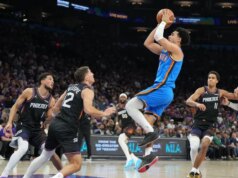 Shai Gilgeous-Alexander mette a segno 42 punti mentre i Thunder battono i Suns