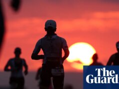 Un influencer del health annega durante la parte di nuoto dell’Ironman Texas