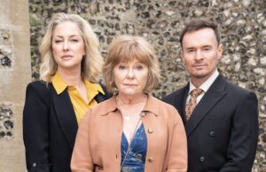 Jon Lee cube che è stato “surreale” tornare a EastEnders dopo quasi 30 anni