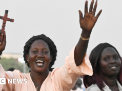 Il Papa dà priorità alla regione cattolica in più rapida crescita del mondo nel suo grande tour in Africa