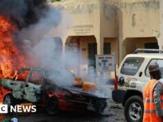 La Nigeria avvia il processo di massa contro 500 sospetti terrorismo