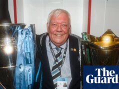 “Dobbiamo svegliarci e sentire l’odore del caffè”: Tony Rowe sulla nuova frontiera americana di Exeter