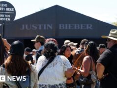 Justin Bieber è il protagonista del Coachella con un set carico di nostalgia